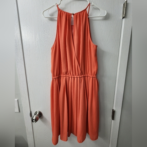 Banana Republic salmon halter dress with pockets size 8 - Picture 4 of 5